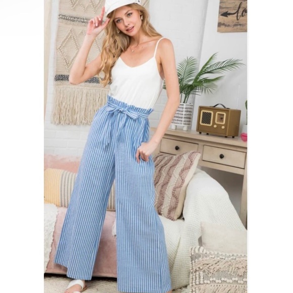 Main Strip Pants - EUC Main Strip high waisted jumpsuit